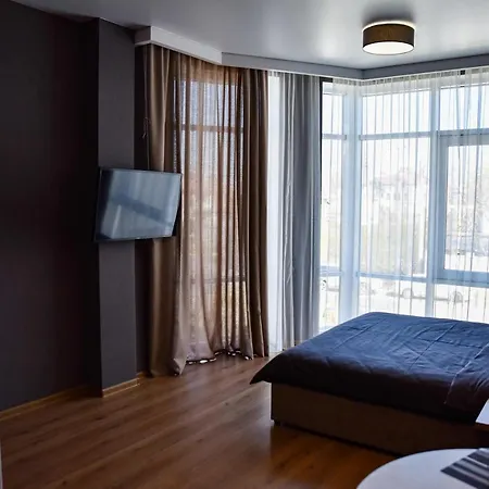 Corner House Aparthotel