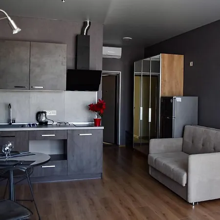 Corner House Aparthotel *