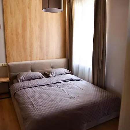 Corner House * Odessa