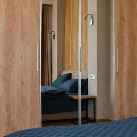 Aparthotel Corner House